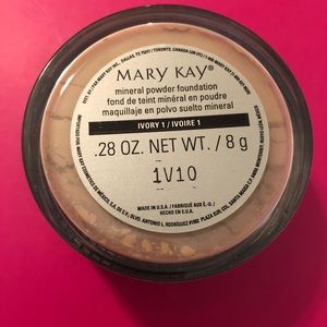 Mary Kay mineral powder
